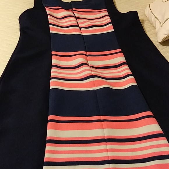 Sleeve less Dress - Picture 4 of 4